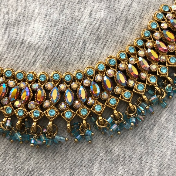 Women’s Indian chocker necklace - Picture 2 of 3